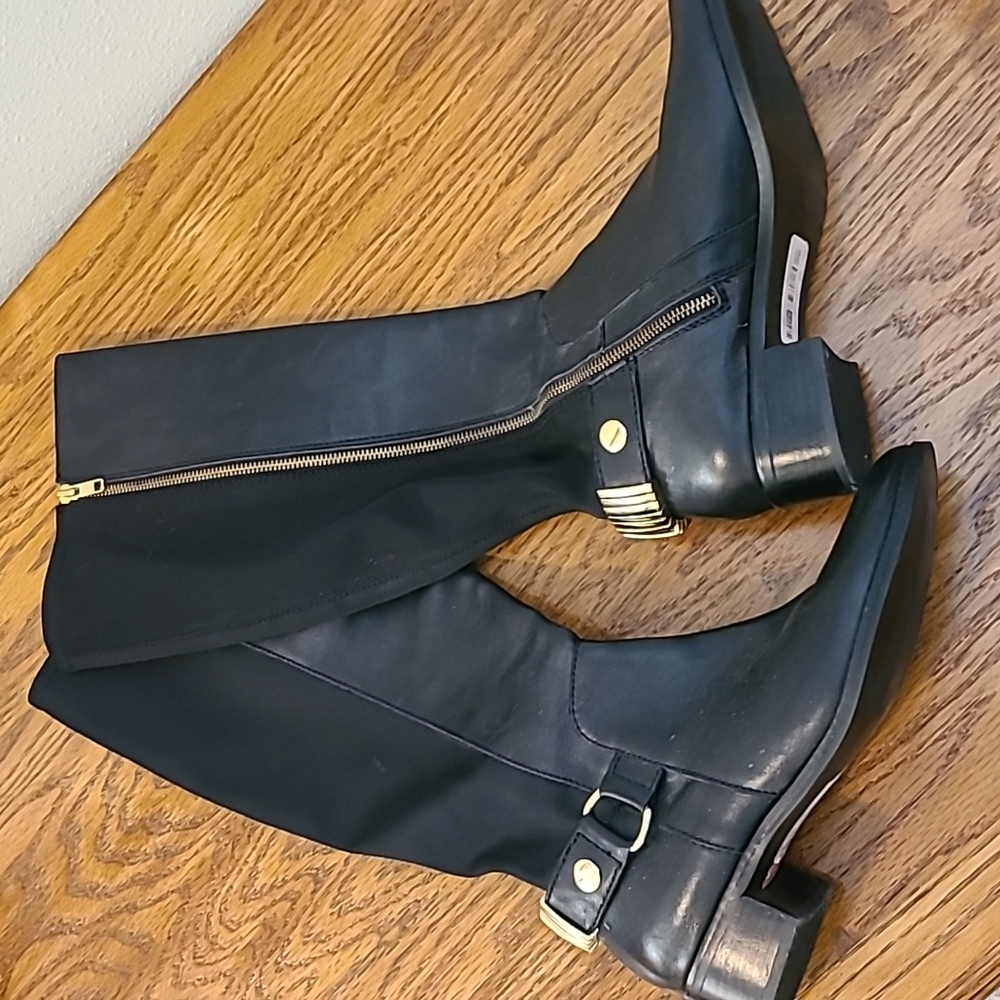REGGIE Black leather boots size 9